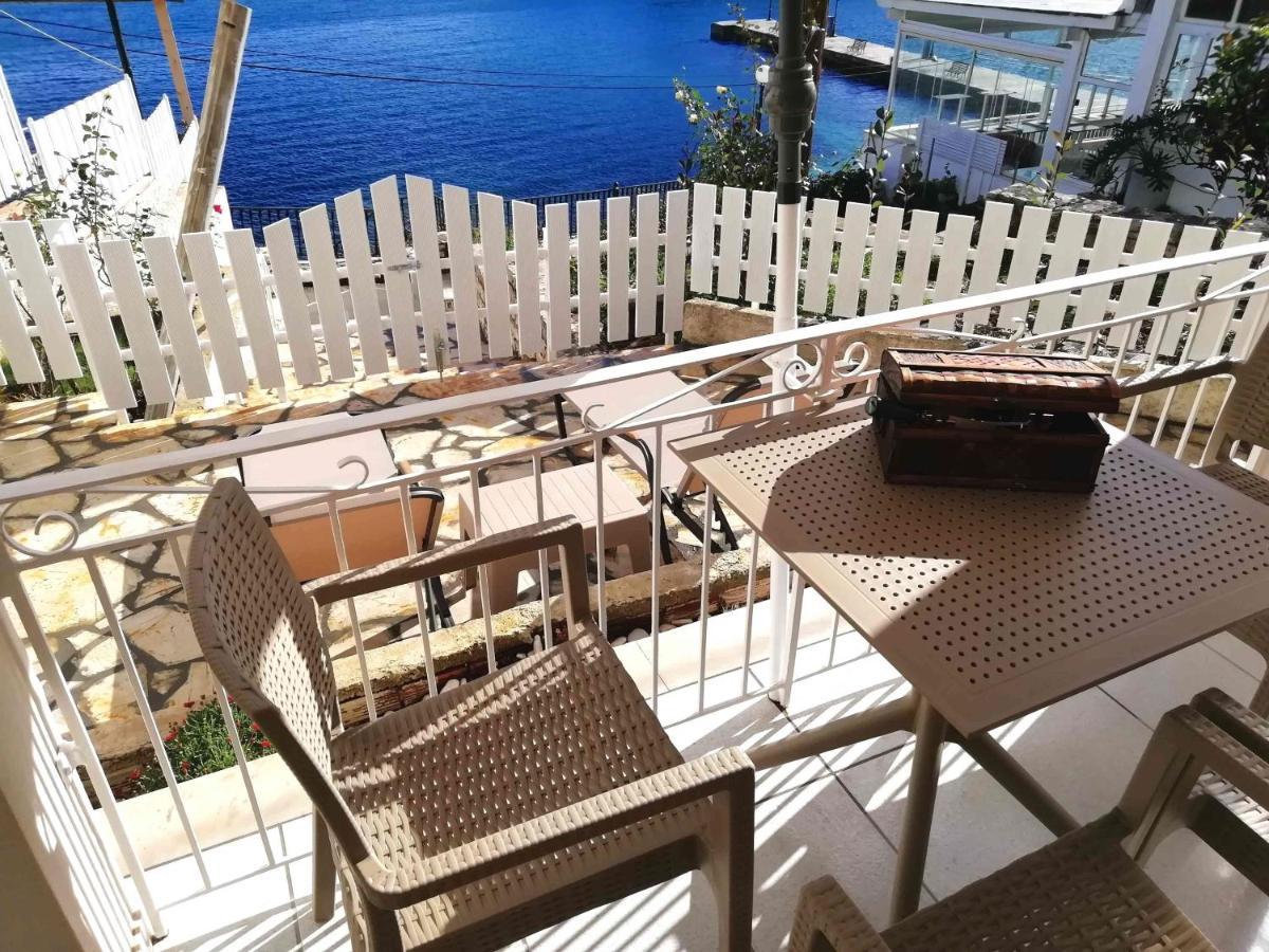 Sea Rose Apartment Kassiopi Exterior photo