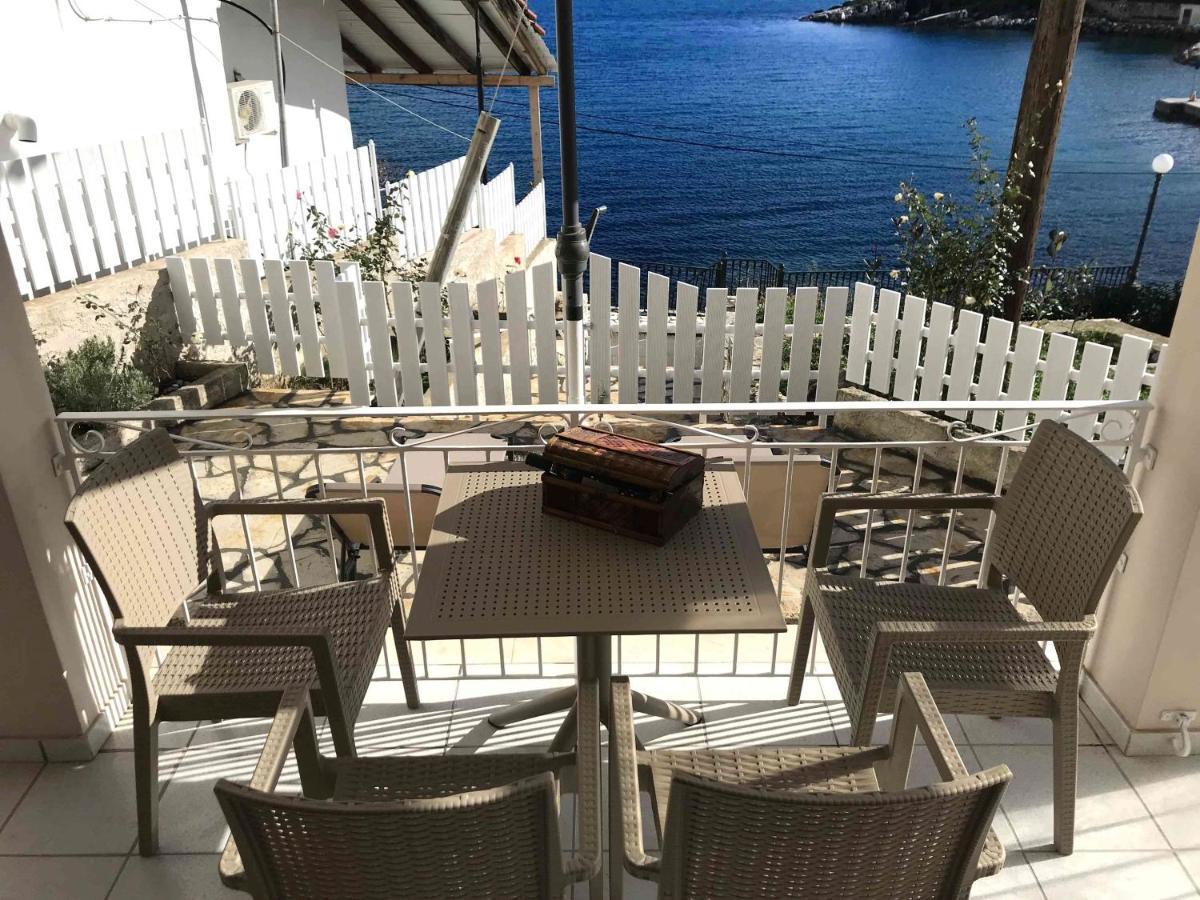 Sea Rose Apartment Kassiopi Exterior photo